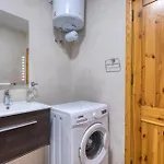 Budget Friendly In Swieqi - 10 Minutes Walk To Paceville & The 아파트 *
