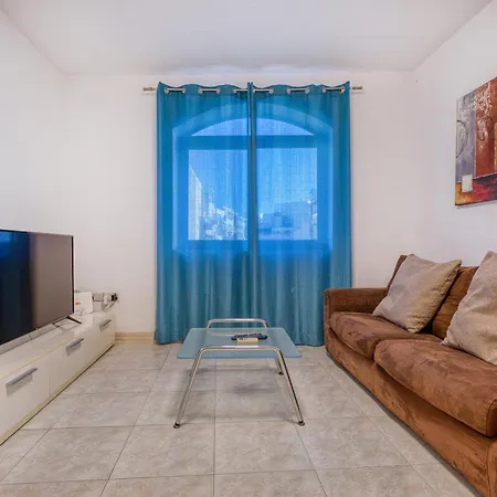 아파트 Budget Friendly In Swieqi - 10 Minutes Walk To Paceville & The