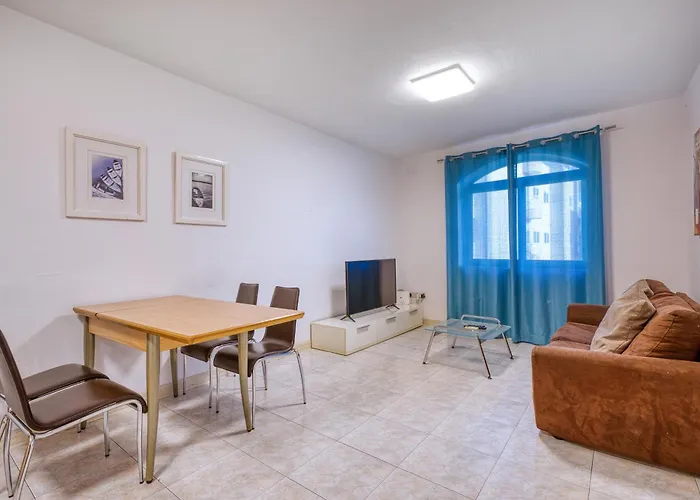 아파트 Budget Friendly In Swieqi - 10 Minutes Walk To Paceville & The